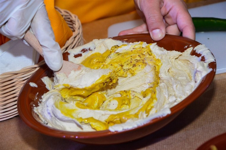 The Hummus Game 
